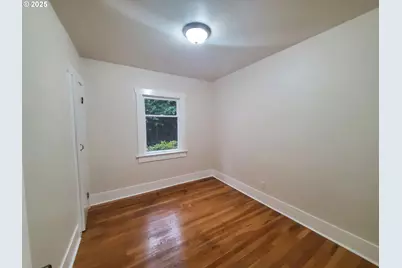 122 S 8th St, Saint Helens, OR 97051 - Photo 7