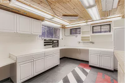 10832 SE Stephens St, Portland, OR 97216 - Photo 23