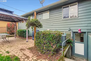 10832 SE Stephens St, Portland, OR 97216 - Photo 27