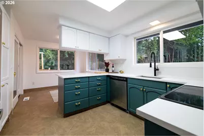 1880 SW Heiney Rd, Gresham, OR 97080 - Photo 9