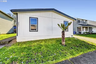 2431 N Fremont St, Cornelius, OR 97113 - Photo 3