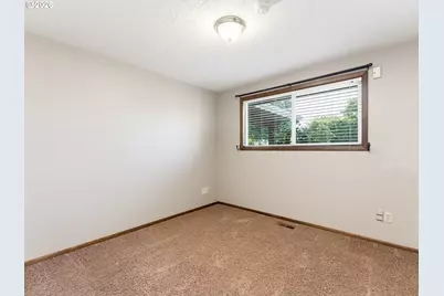 2960 Hill Rd, McMinnville, OR 97128 - Photo 21