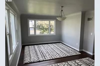 2494 Roosevelt Blvd, Eugene, OR 97402 - Photo 13