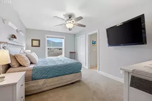 300 N Pacific St, Rockaway Beach, OR 97136 - Photo 13