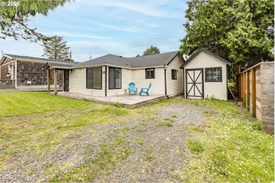 102 S Harbor St, Rockaway Beach, OR 97136 - Photo 15