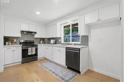 2820 SE 90th Pl, Portland, OR 97266 - Photo 9