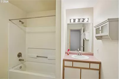 5130 SW Multnomah Blvd #C, Portland, OR 97219 - Photo 19