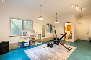 8925 SW 80th Ave, Portland, OR 97223 - Photo 35