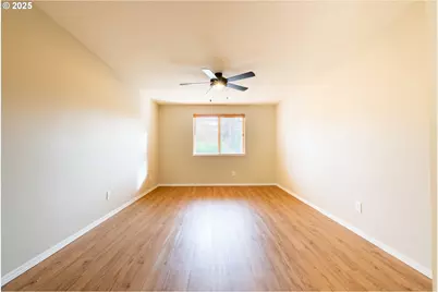 8925 SW 80th Ave, Portland, OR 97223 - Photo 31