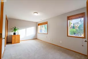 8925 SW 80th Ave, Portland, OR 97223 - Photo 27