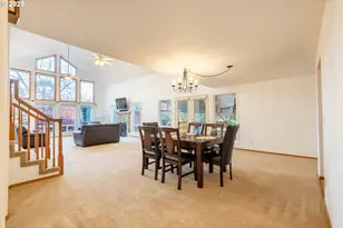 8925 SW 80th Ave, Portland, OR 97223 - Photo 5