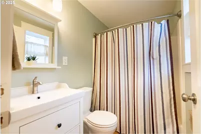 8925 SW 80th Ave, Portland, OR 97223 - Photo 33