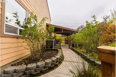 8925 SW 80th Ave, Portland, OR 97223 - Photo 43
