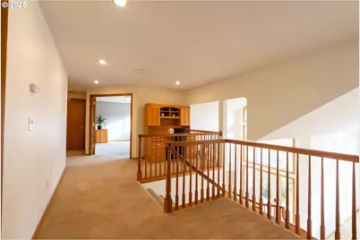 8925 SW 80th Ave, Portland, OR 97223 - Photo 17