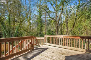 14300 Sherbrook Pl, Lake Oswego, OR 97035 - Photo 35