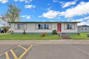 700 N Mill St, Creswell, OR 97426 - Photo 1