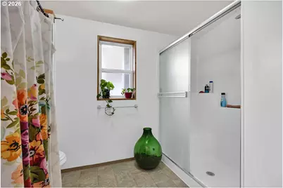 700 N Mill St #69, Creswell, OR 97426 - Photo 21