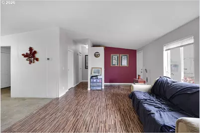 700 N Mill St #69, Creswell, OR 97426 - Photo 9