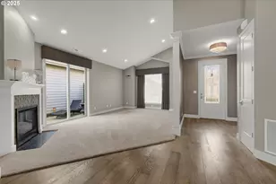 2060 Lakeland Way, Eugene, OR 97408 - Photo 7