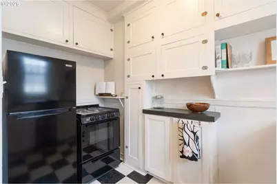 1811 NW Couch St #407, Portland, OR 97209 - Photo 11