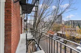 1811 NW Couch St, Portland, OR 97209 - Photo 19