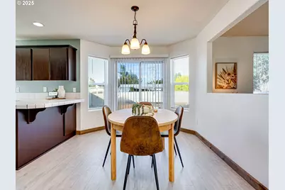 1114 NW 19th Ave, Battle Ground, WA 98604 - Photo 7