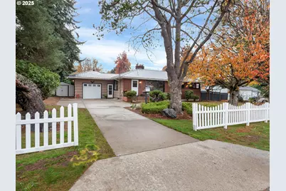 1915 NE 148th Ave, Portland, OR 97230 - Photo 3