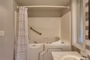 1915 NE 148th Ave, Portland, OR 97230 - Photo 19