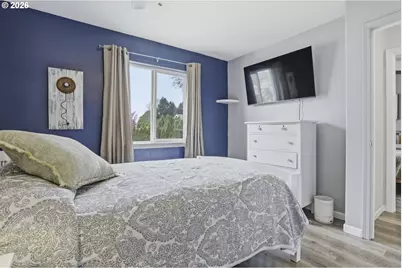 821 NE Eaglenest Ct, Hillsboro, OR 97124 - Photo 29