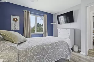 821 NE Eaglenest Ct, Hillsboro, OR 97124 - Photo 29