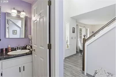 821 NE Eaglenest Ct, Hillsboro, OR 97124 - Photo 19
