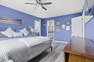 821 NE Eaglenest Ct, Hillsboro, OR 97124 - Photo 21
