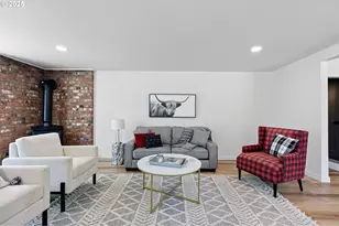 1938 7th St, Springfield, OR 97477 - Photo 7