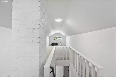 1938 7th St, Springfield, OR 97477 - Photo 33