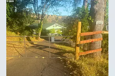 [Address not provided], Roseburg, OR 97470 - Photo 19