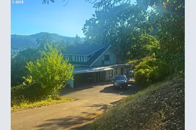 [Address not provided], Roseburg, OR 97470 - Photo 15