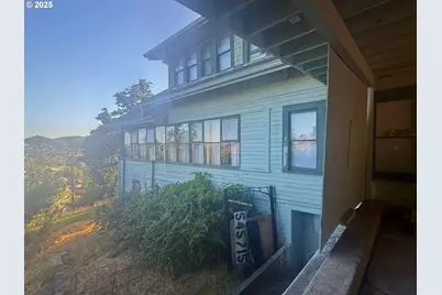 [Address not provided], Roseburg, OR 97470 - Photo 17