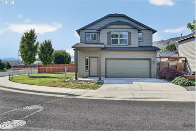 952 Heritage Loop, The Dalles, OR 97058 - Photo 1