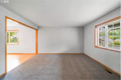 125 SW Spruce St, Dundee, OR 97115 - Photo 5