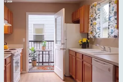 217 NE 146th Ave #29, Portland, OR 97230 - Photo 5