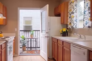 217 NE 146th Ave, Portland, OR 97230 - Photo 5