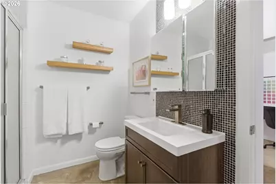 1030 NW 12th Ave #130, Portland, OR 97209 - Photo 21
