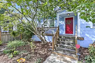 2833 NE 8th Ave, Portland, OR 97212 - Photo 3