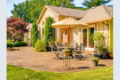 31860 SW Peach Cove Rd, West Linn, OR 97068 - Photo 11