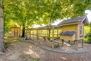 31860 SW Peach Cove Rd, West Linn, OR 97068 - Photo 5