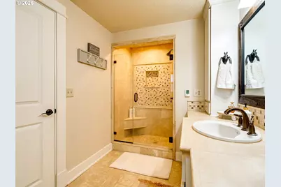 31860 SW Peach Cove Rd, West Linn, OR 97068 - Photo 19