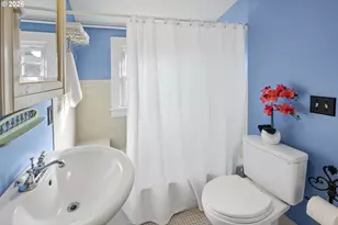 1014 8th St, Astoria, OR 97103 - Photo 17