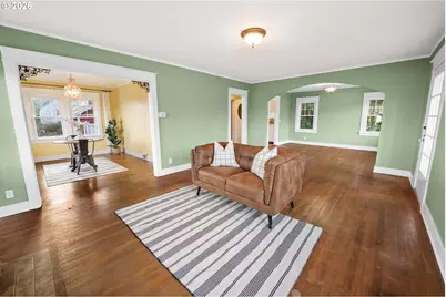 1014 8th St, Astoria, OR 97103 - Photo 3