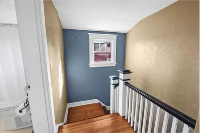 1014 8th St, Astoria, OR 97103 - Photo 13