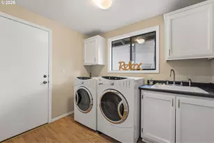 10075 SW Flicka Pl, Beaverton, OR 97008 - Photo 25